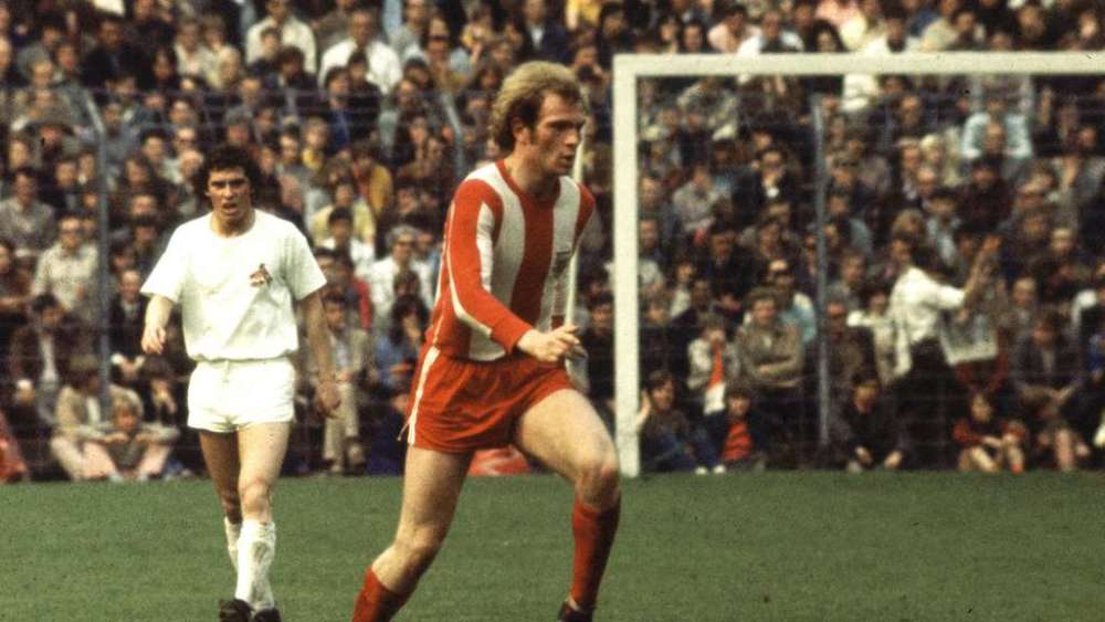 江南体育官方网站- 博洛尼亚小将创纪录，最年轻戴帽者诞生  